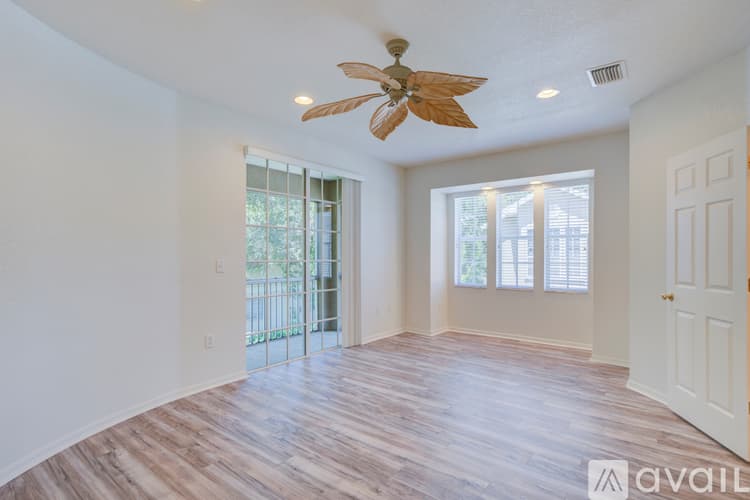 Clearwater House: 1816 Bayshore Way