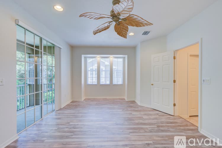 Clearwater House: 1816 Bayshore Way