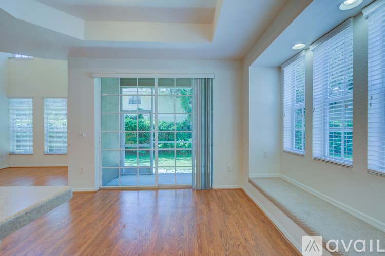 Clearwater House: 1816 Bayshore Way
