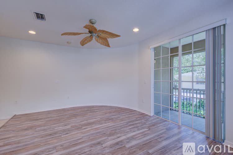 Clearwater House: 1816 Bayshore Way