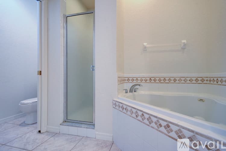 Clearwater House: 1816 Bayshore Way