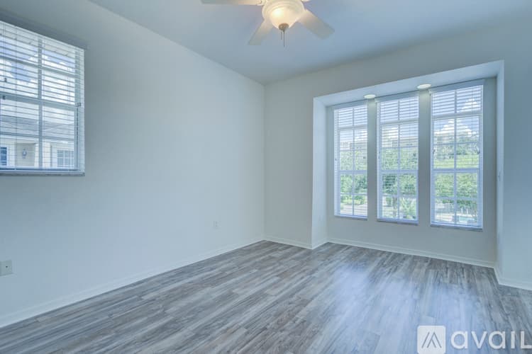 Clearwater House: 1816 Bayshore Way