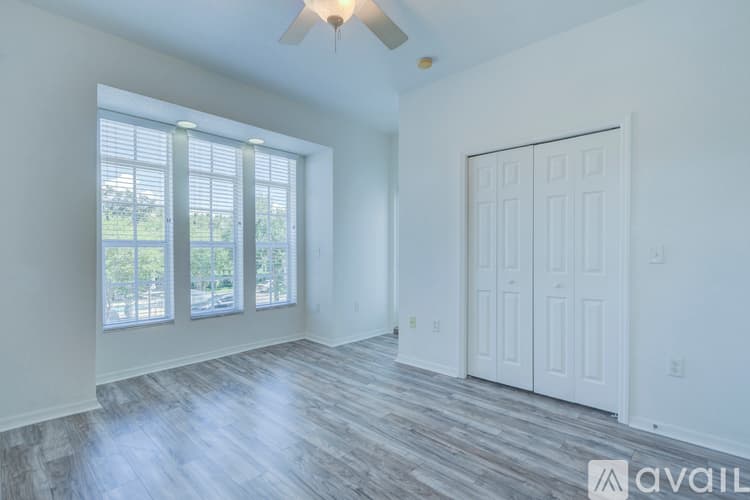 Clearwater House: 1816 Bayshore Way