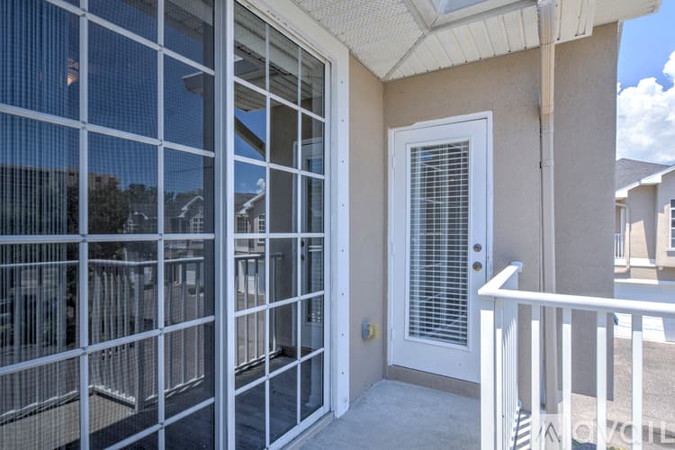 Clearwater House: 1816 Bayshore Way