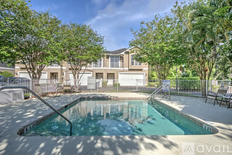 Clearwater House: 1816 Bayshore Way