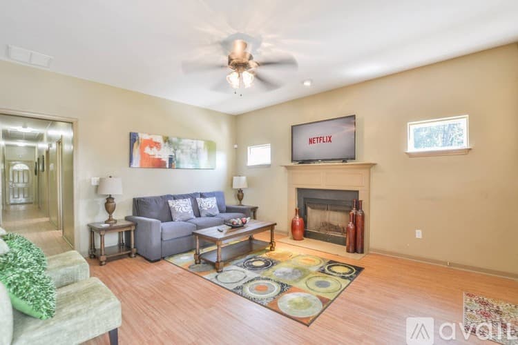 Atlanta Apartment: 1140 Moreland Dr SE