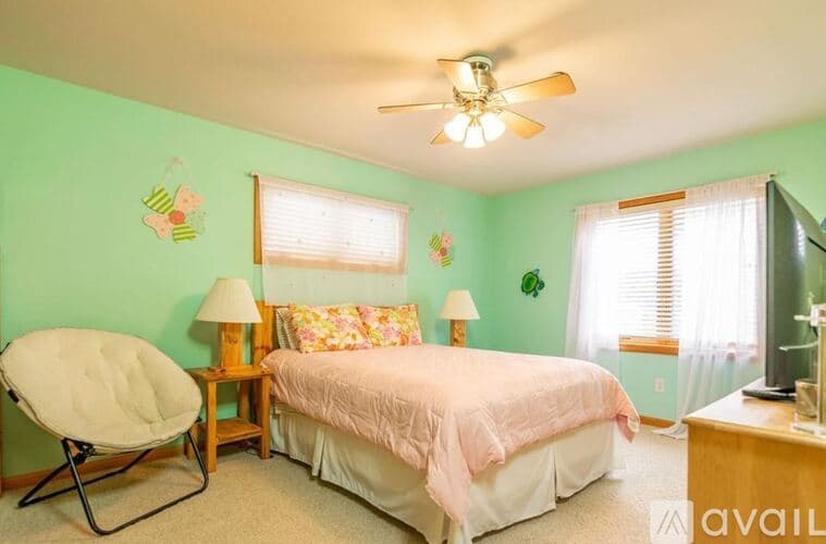 Arkdale Condo: 1833 4 E 20th Ct Unit 1804