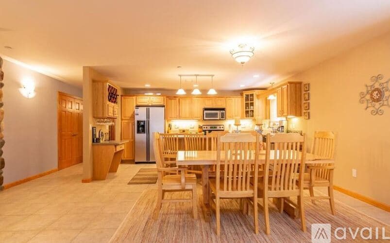 Arkdale Condo: 1833 4 E 20th Ct Unit 1804