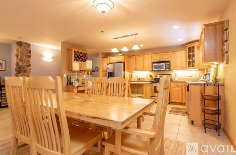 Arkdale Condo: 1833 4 E 20th Ct Unit 1804