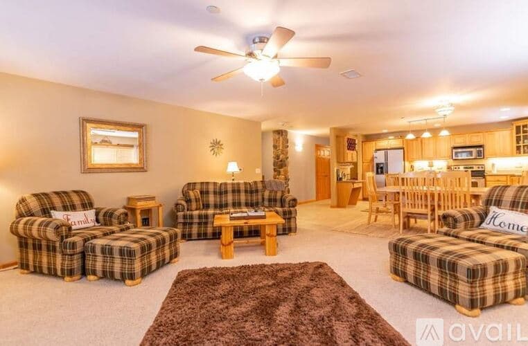 Arkdale Condo: 1833 4 E 20th Ct Unit 1804