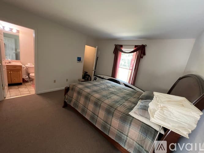 Dingmans Ferry House: 368 Wild Acres Dr