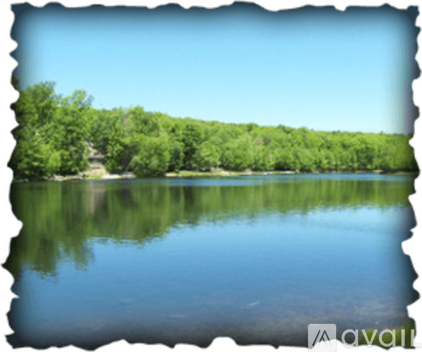 Dingmans Ferry House: 368 Wild Acres Dr