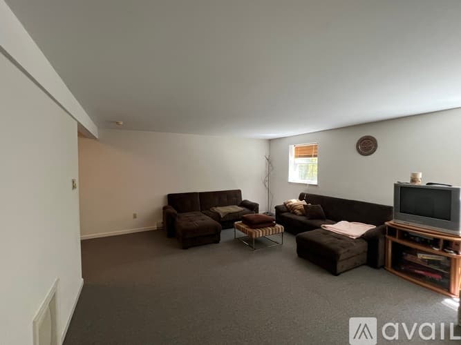 Dingmans Ferry House: 368 Wild Acres Dr