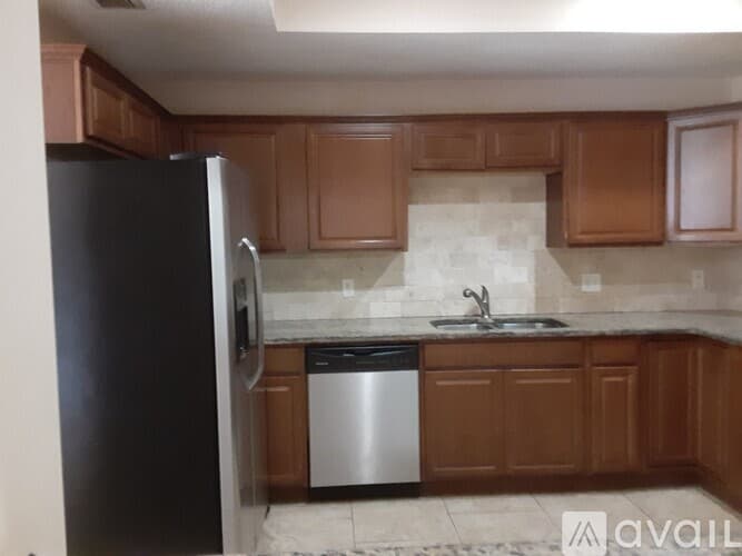 Oldsmar House: 63 Emerald Bay Dr