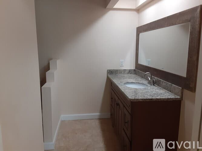 Oldsmar House: 63 Emerald Bay Dr