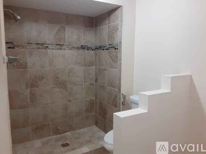 Oldsmar House: 63 Emerald Bay Dr