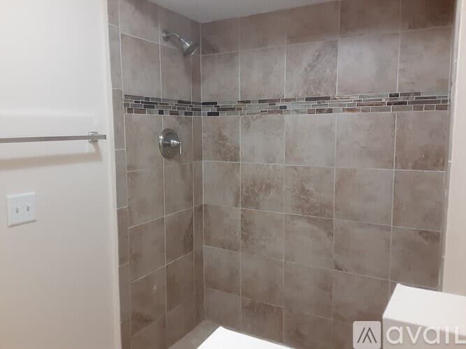 Oldsmar House: 63 Emerald Bay Dr