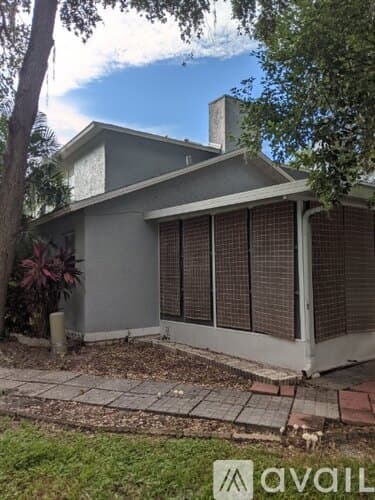 Oldsmar House: 63 Emerald Bay Dr