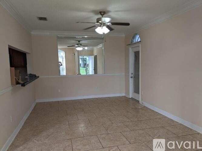 Oldsmar House: 63 Emerald Bay Dr