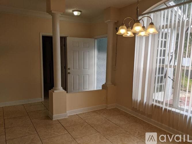 Oldsmar House: 63 Emerald Bay Dr