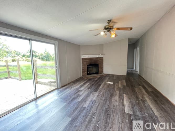 Belton House: 104 Wild Fox Trail