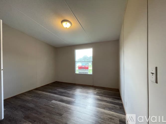Belton House: 104 Wild Fox Trail
