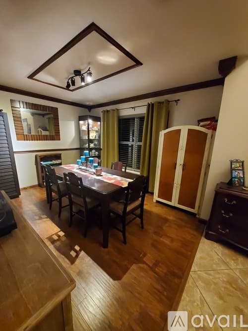 Palm Bay House: 275 Krefeld Road NW