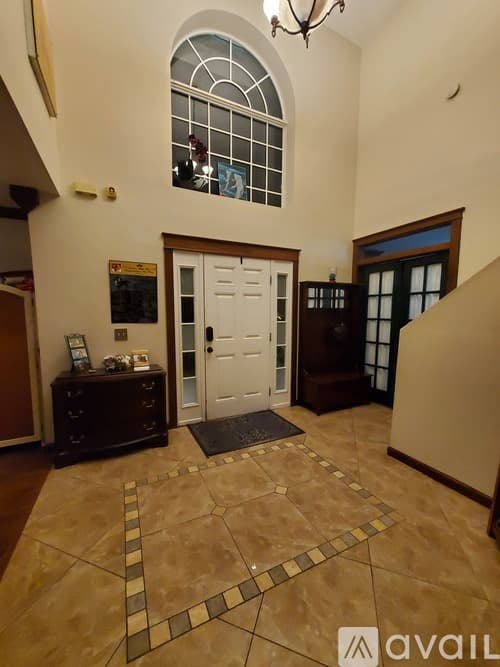 Palm Bay House: 275 Krefeld Road NW
