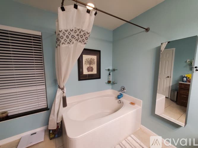 Palm Bay House: 275 Krefeld Road NW