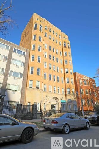 Chicago Apartment: 5860 N Kenmore Ave
