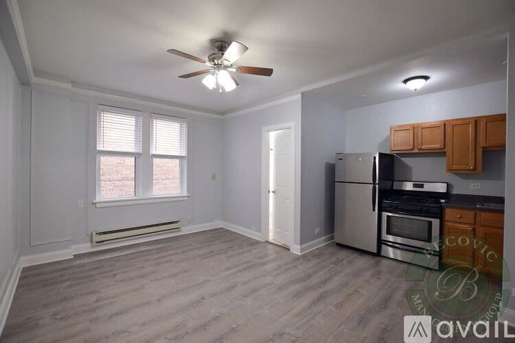 Chicago Apartment: 5860 N Kenmore Ave