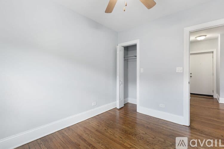 Chicago Apartment: 1611 W Juneway Terrace