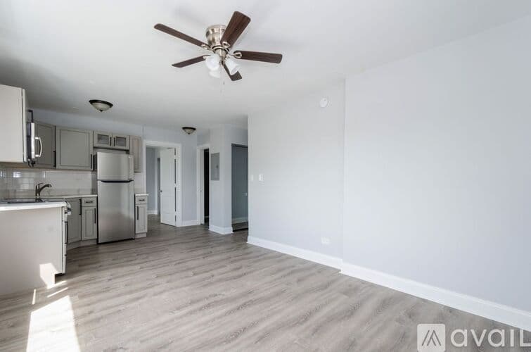 Chicago Apartment: 7710 N Sheridan Rd