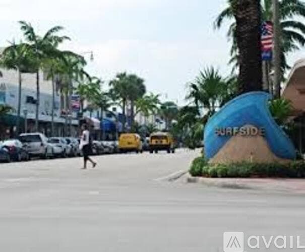 Surfside Apartment: 9056 Collins Ave