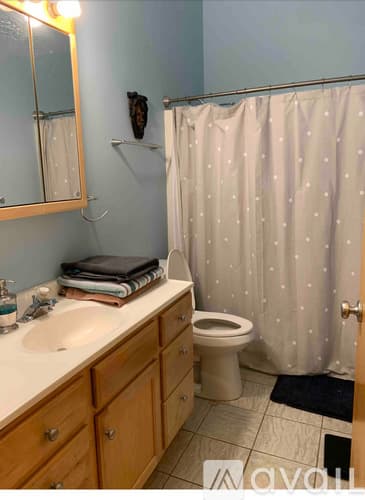 Stevens Point Apartment: 913 Main Street
