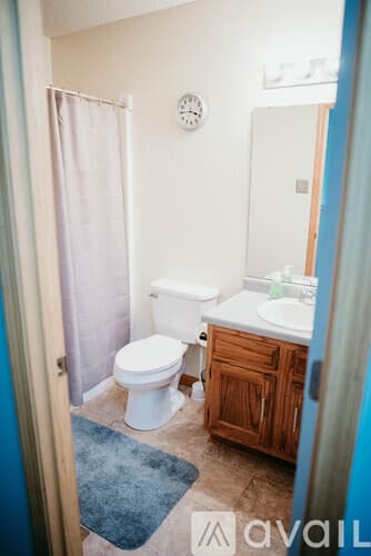 Sherwood House: 101 Bearskin Dr