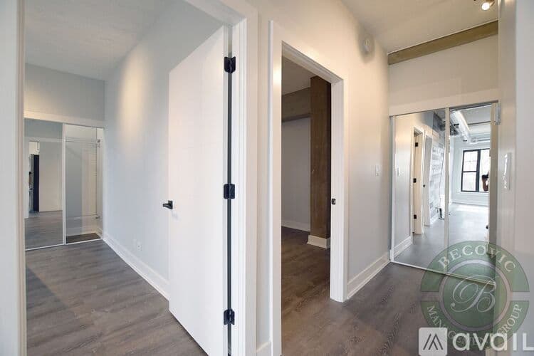 Chicago Apartment: 7645 N Sheridan Rd