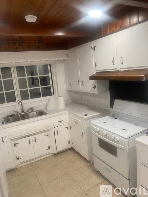 Alhambra House: 2135 South Palm Avenue