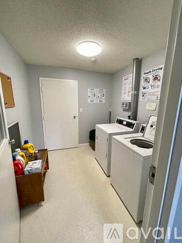 Hingham Condo: 20 Beals Cove Road