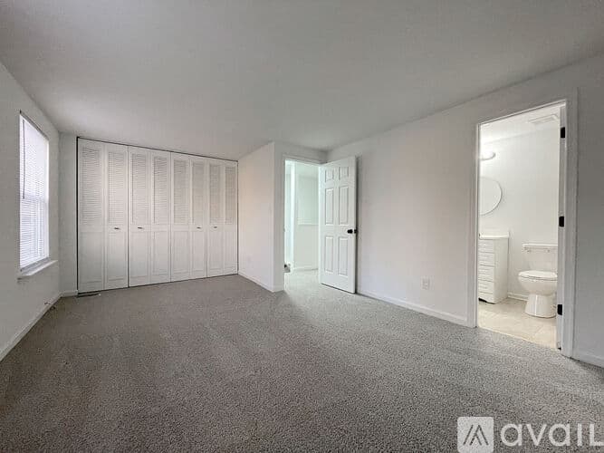 Raleigh House: 7328 Summerland Dr