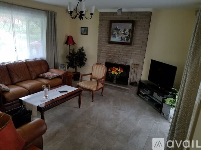 Saint Louis House: 3 Seawood Court