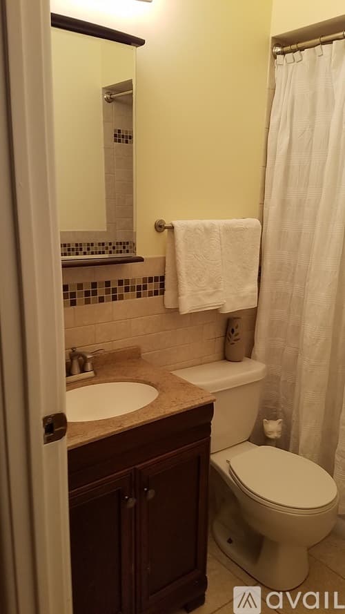 Saint Louis House: 3 Seawood Court