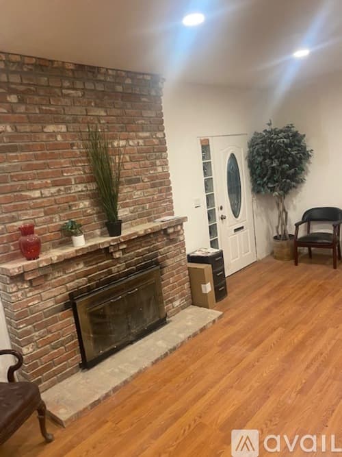 Alhambra House: 2135 South Palm Avenue