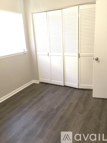 Hinesville Apartment: 906 To 914 West Pine Street