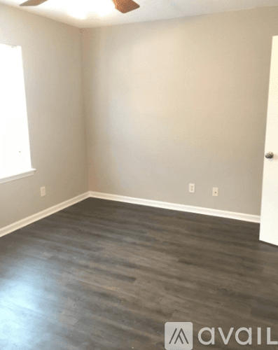 Hinesville Apartment: 906 To 914 West Pine Street