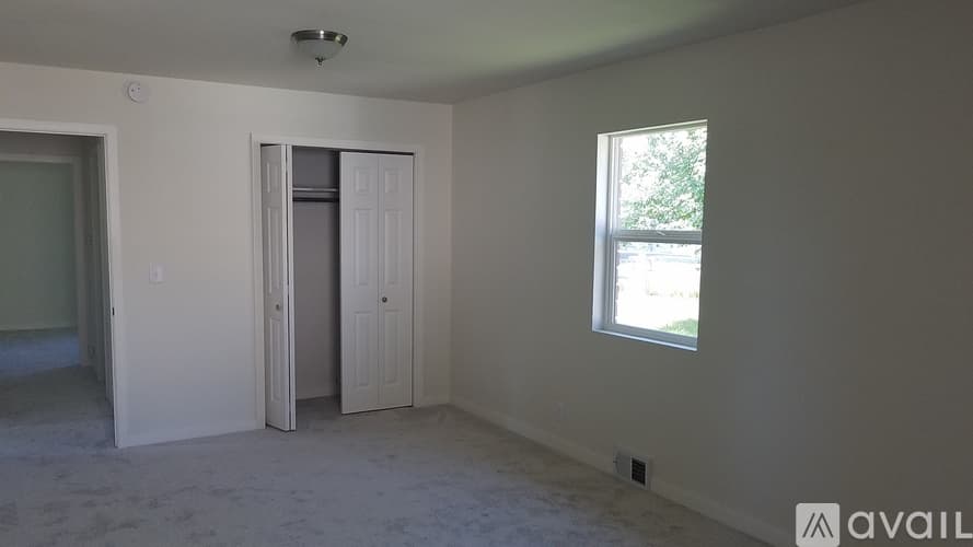 Rapid City House: 4224 W Chicago St