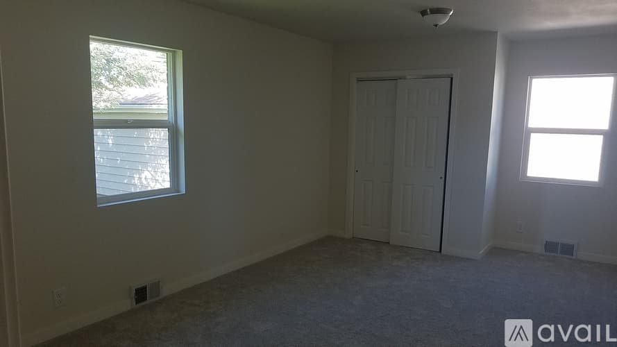 Rapid City House: 4224 W Chicago St