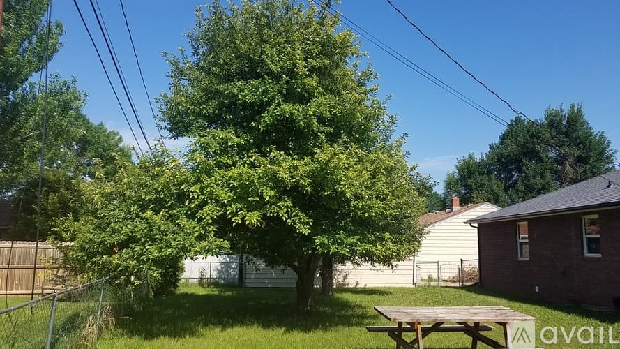Rapid City House: 4224 W Chicago St