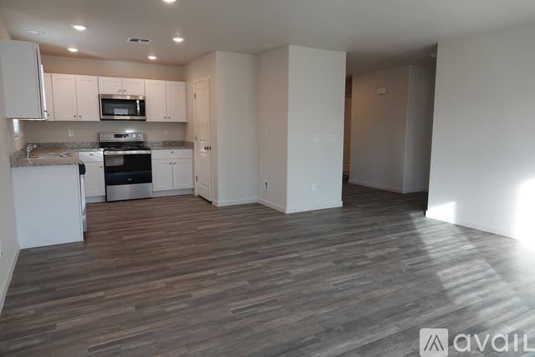 Bullhead City House: 2412 Sandpiper Dr