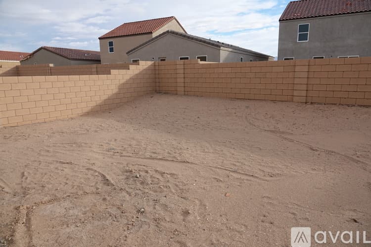 Bullhead City House: 2412 Sandpiper Dr
